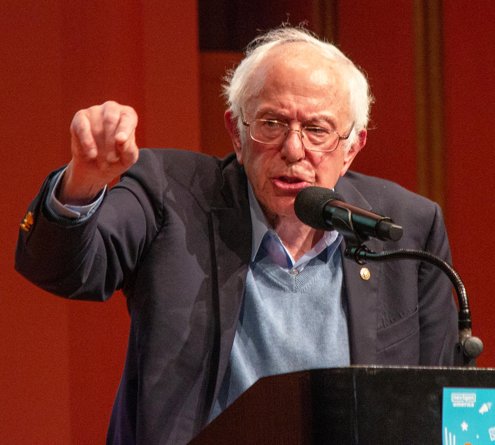 Bernie Sanders electrifies young crowd ahead of Tuesday vote – The Washtenaw Voice